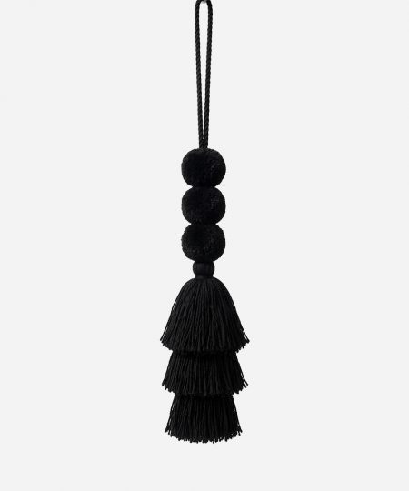 Black Pompom